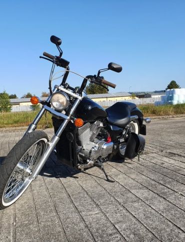 Foto k článku Honda VT750 