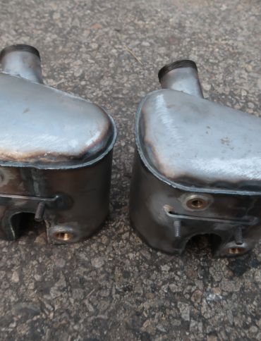 Foto k článku Olejové nádržky pro Francouzský motocykl Terrot