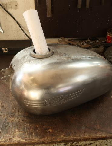 Foto k článku JAWA 350/354